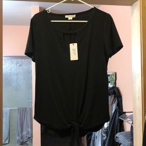 T shirt with knot tie